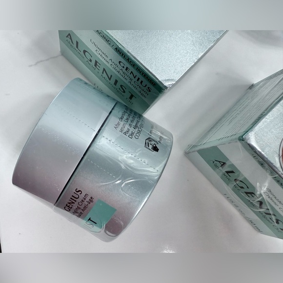 Algenist GENIUS Ultimate Anti-Aging Cream 1fl oz SEALED - Picture 2 of 2